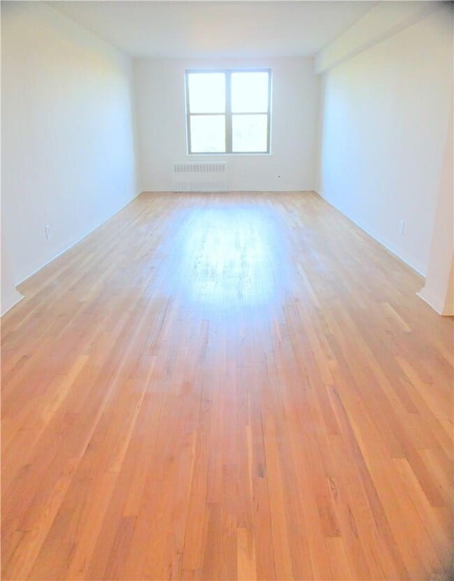 Building Photo - 4315 Webster Ave