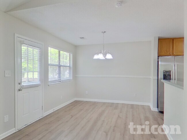 Foto del edificio - 80 Ridgewood Trail