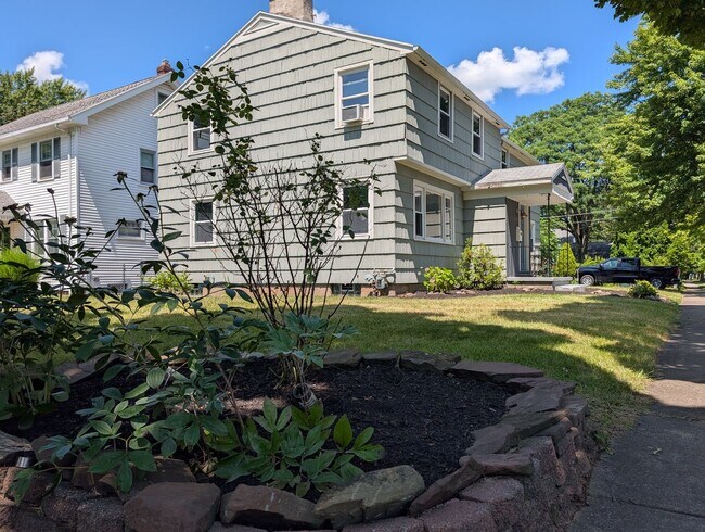 Foto del edificio - 111 Eastmoreland Dr