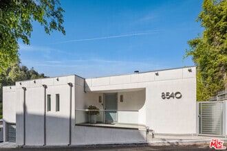 Building Photo - 8540 Hillside Ave