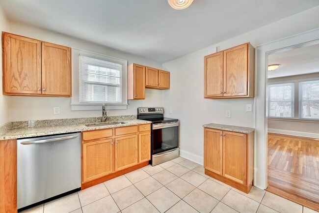 Foto del edificio - 832 St James Ave