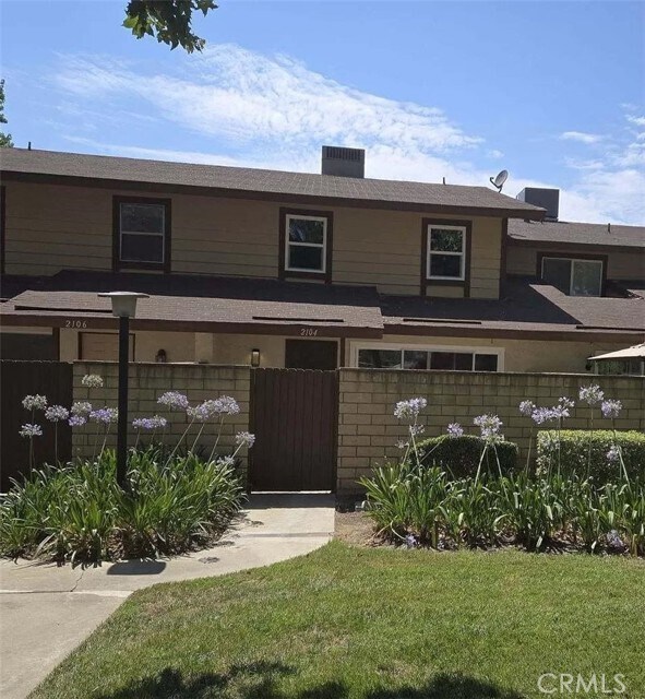 Primary Photo - 2104 S Mountain Ave