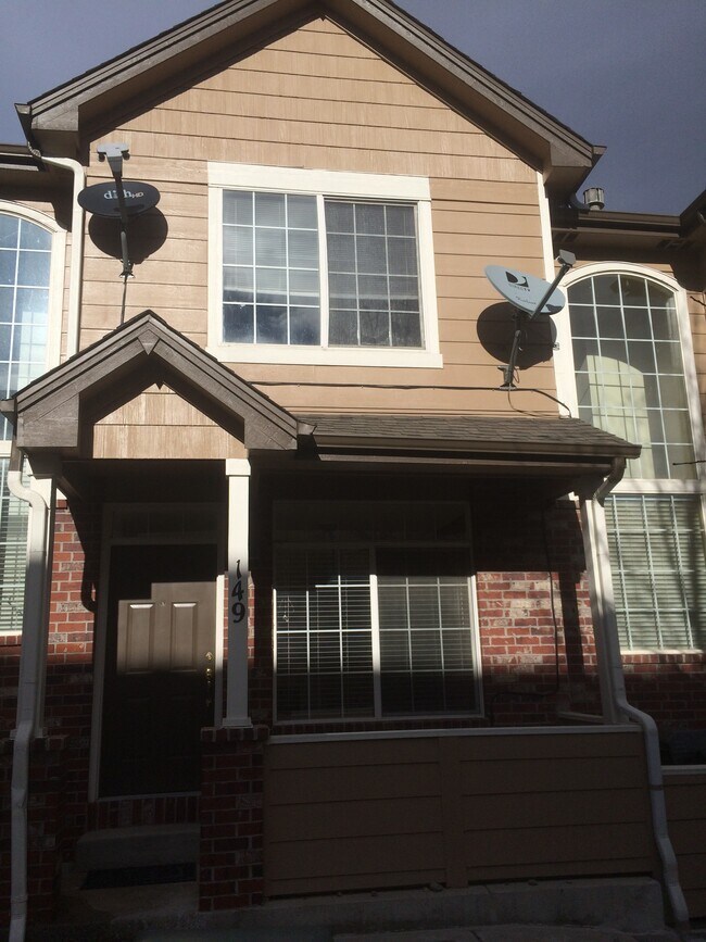 Building Photo - 2855 Rock Creek Cir