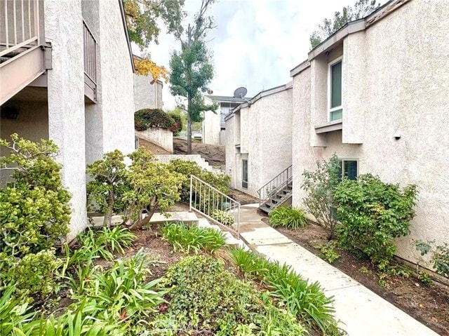 Foto del edificio - 17048 Colima Rd