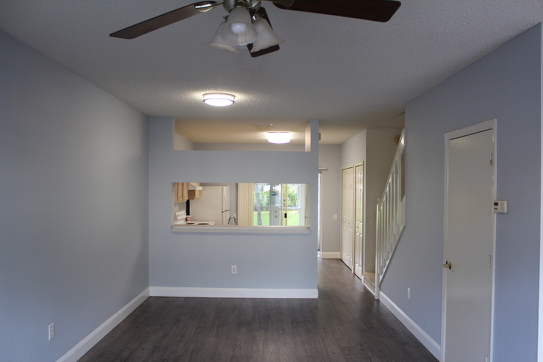 Building Photo - 12427 Berkeley Square Dr