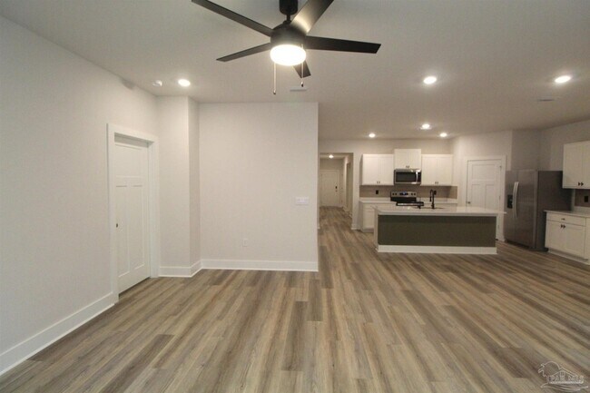 Foto del edificio - 3111 Silver Maple Dr
