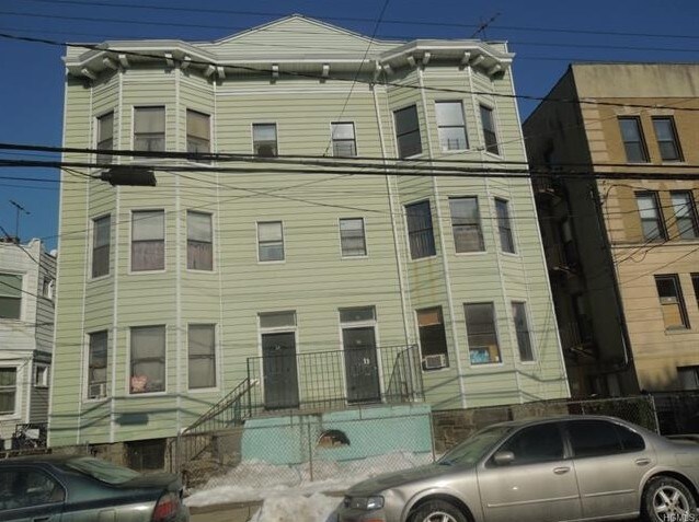 Primary Photo - 34-36 Franklin Ave