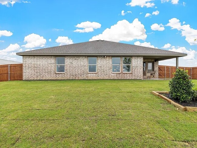 Foto del edificio - 1337 Elmwood Dr