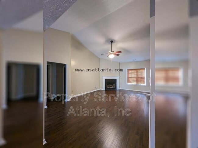 Building Photo - 3821 Leprechaun Ct