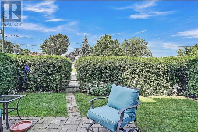 Photo du bâtiment - 206 Woodward St