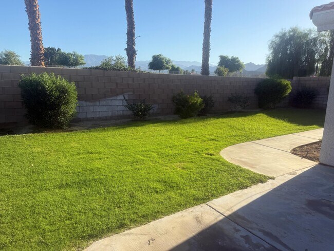 Building Photo - 79531 Dandelion Dr