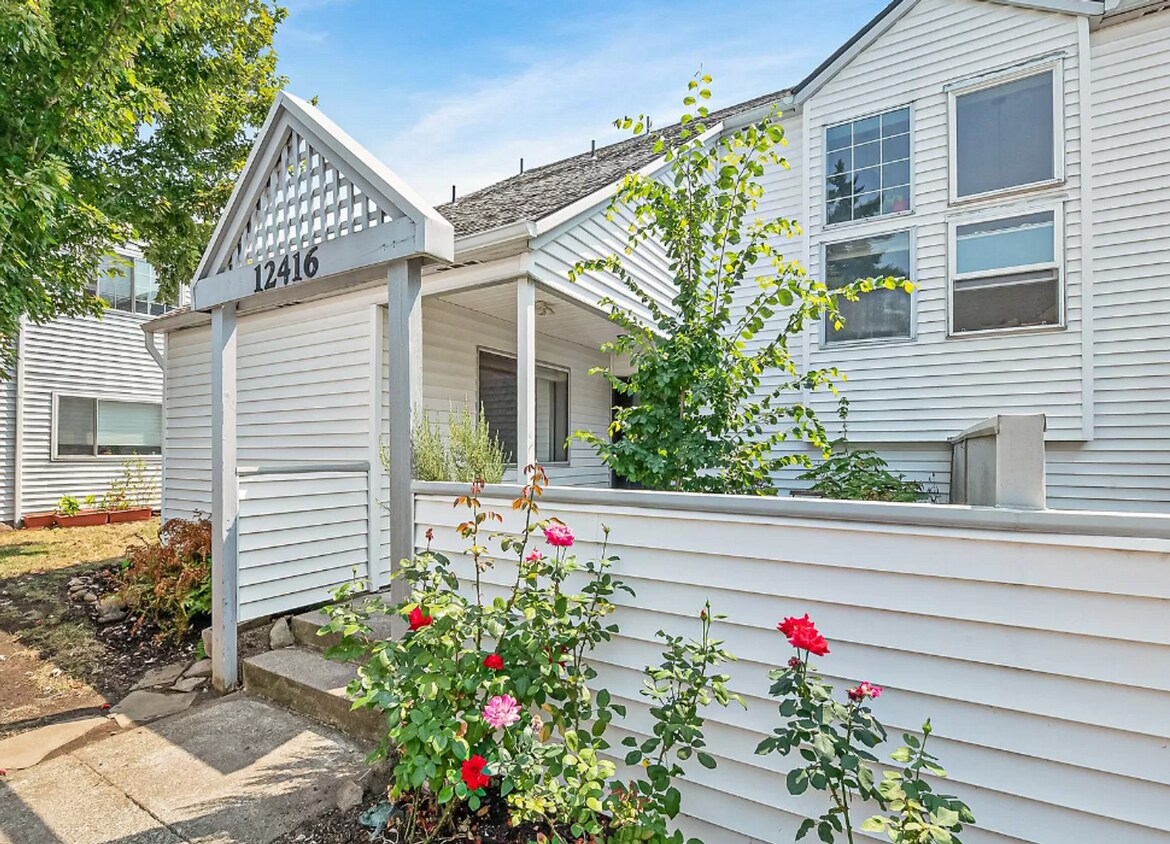 Primary Photo - $1000 off first month!! This Adorable Mill...