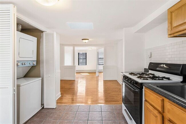 Foto del edificio - 212 5th St