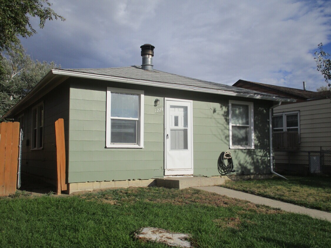 1229 S Melrose St, Casper, WY 82601 House Rental in Casper, WY