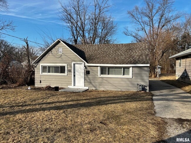 Building Photo - 1219 W Purtscher Dr