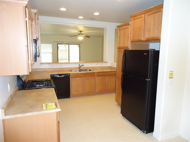 Foto del edificio - 18641 W Mission Ln