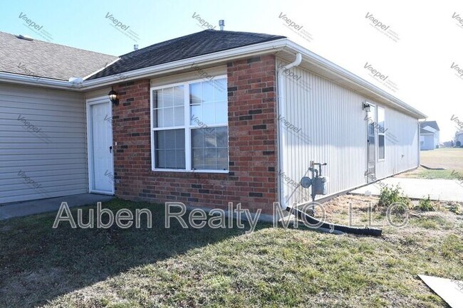 Building Photo - 1201 173rd Street
