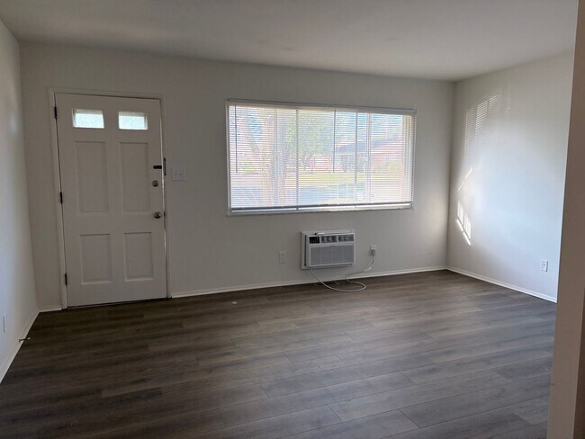 Foto del edificio - 1 Bedroom Ranch Style Apartment