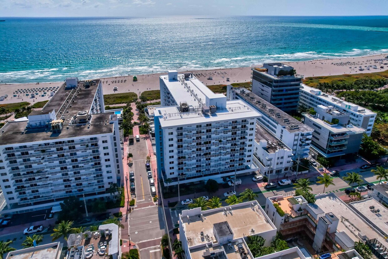 Primary Photo - 345 Ocean Dr