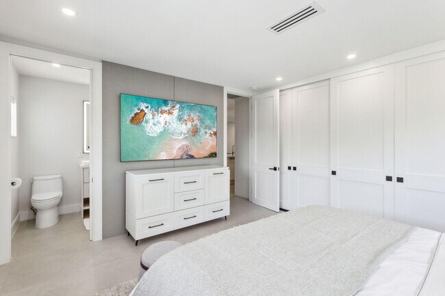 Foto del edificio - 3401 S Ocean Blvd