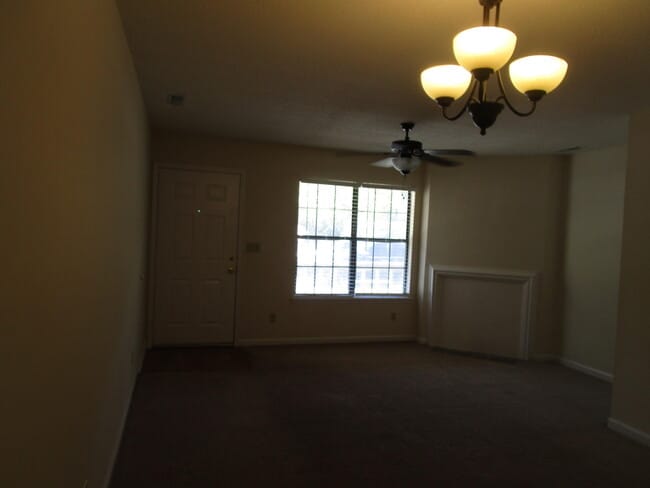 Building Photo - 675 Archdale Dr