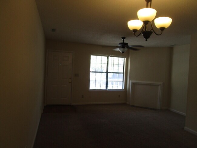 Foto del edificio - 675 Archdale Dr