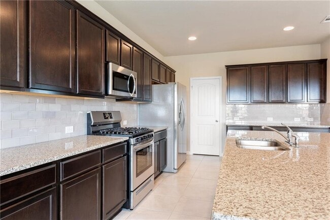 Building Photo - 1161 La Conterra Blvd