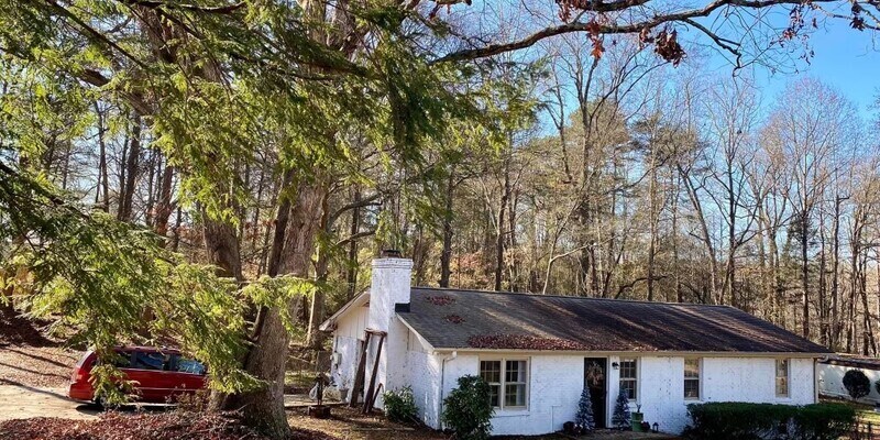 Primary Photo - 107 River Rd Cir