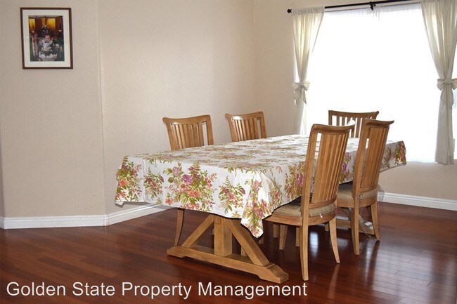 Building Photo - 5 br, 3 bath House - 1366 Livingston Street