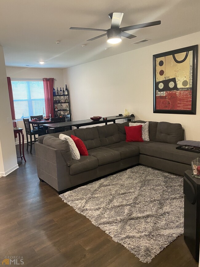 Foto del edificio - 5704 Union Pointe Dr