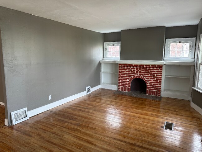 Building Photo - 4747 E 88th St