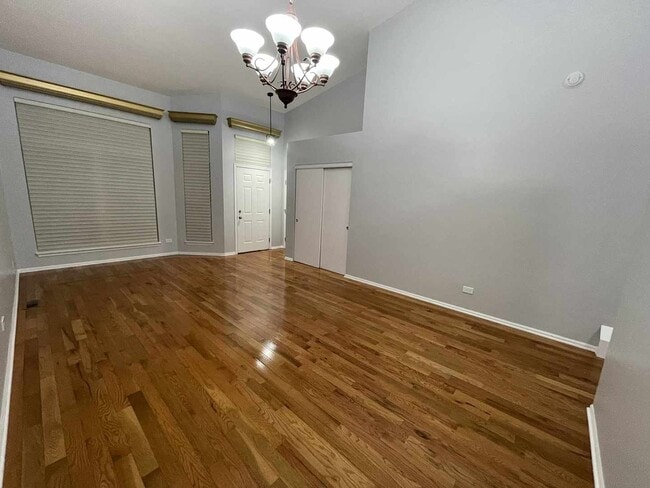 Building Photo - 76 Canterbury Trail