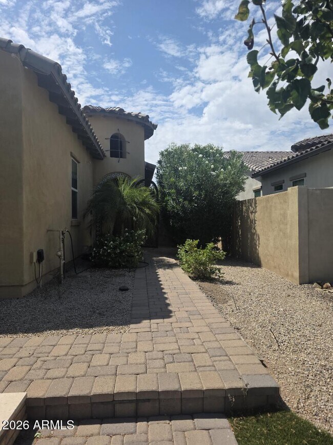 Foto del edificio - 2307 E Mahogany Pl