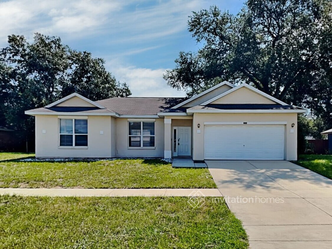 Primary Photo - 3719 Windy Meadow Dr