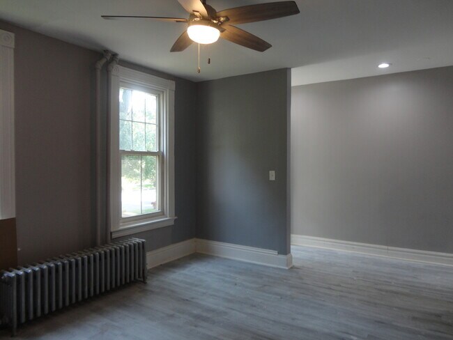 Building Photo - 11122 S Champlain Ave