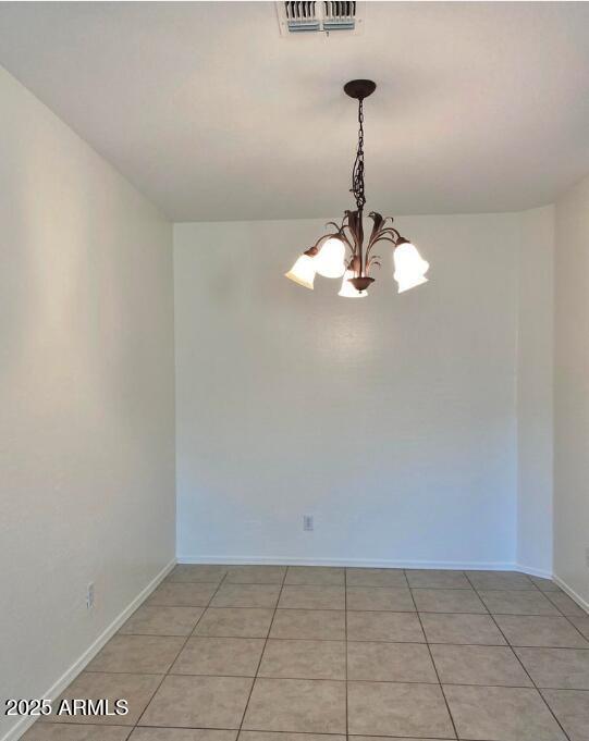 Building Photo - 3323 E Roadrunner Dr
