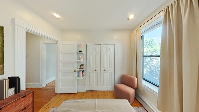 Foto del edificio - 1536 Tremont St
