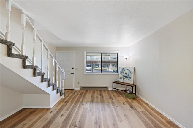 Foto del edificio - 2926 S Abbs Ln