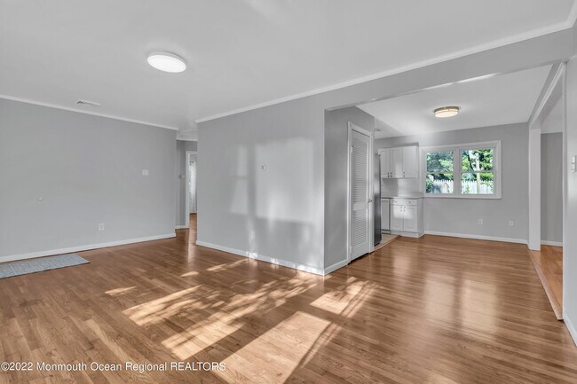 Foto del edificio - 912 Harrison Rd