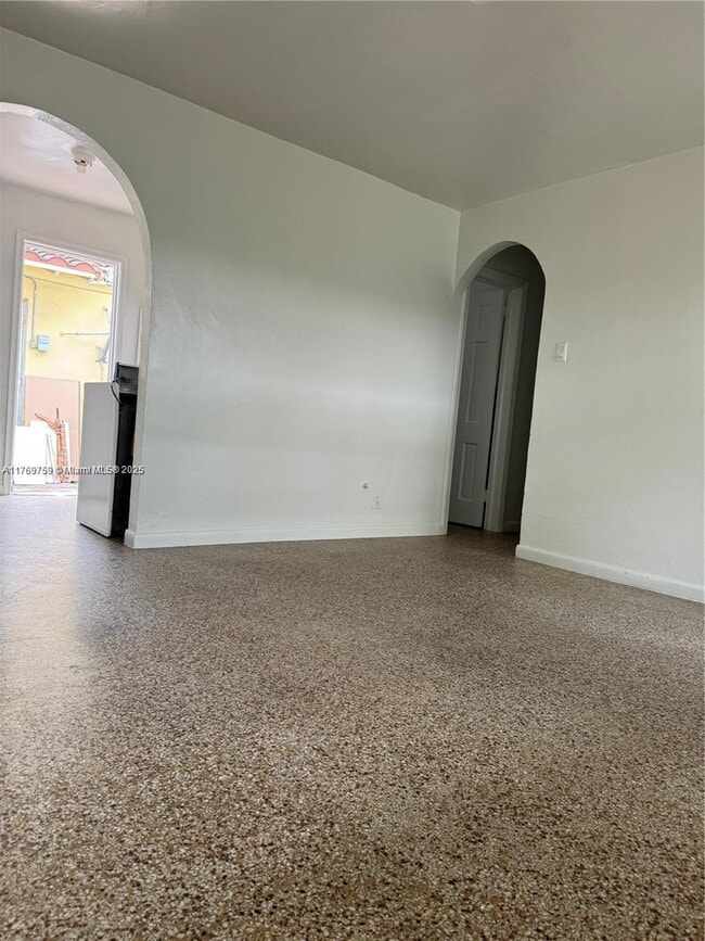 Building Photo - 2023 Taylor St