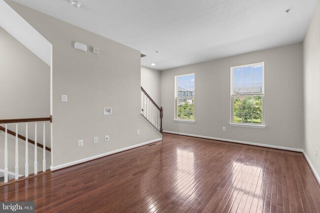 Foto del edificio - 7315 Old Calvary Rd