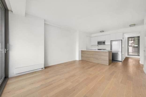 Building Photo - 40 Pinehurst Ave