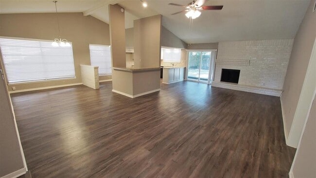Foto del edificio - 21322 Cimarron Pkwy