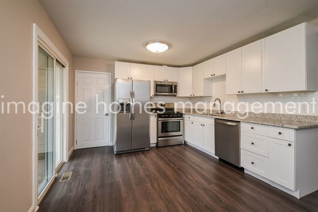 Building Photo - Beautiful Ranch Home in Macedonia