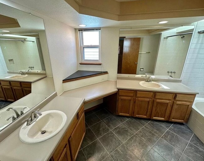 Photo - 10606 Kipling Way House