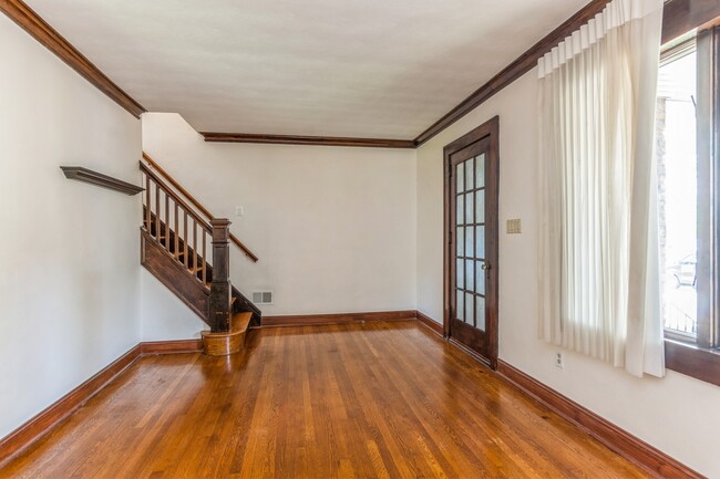 Foto del edificio - 27 Oakdale Ave