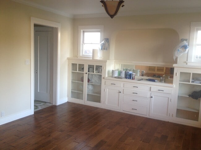 Comedor - 17 Ocean View Ave