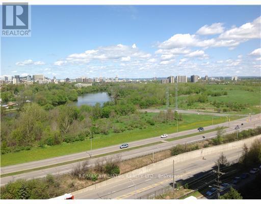 Photo du bâtiment - 1785-1785 Riverside Dr.