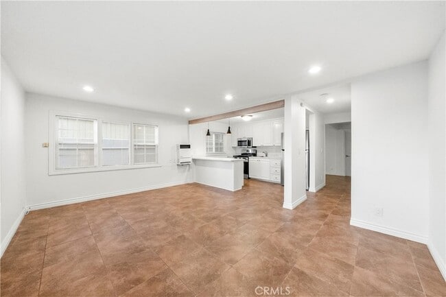 Foto del edificio - 274 Cliff Dr