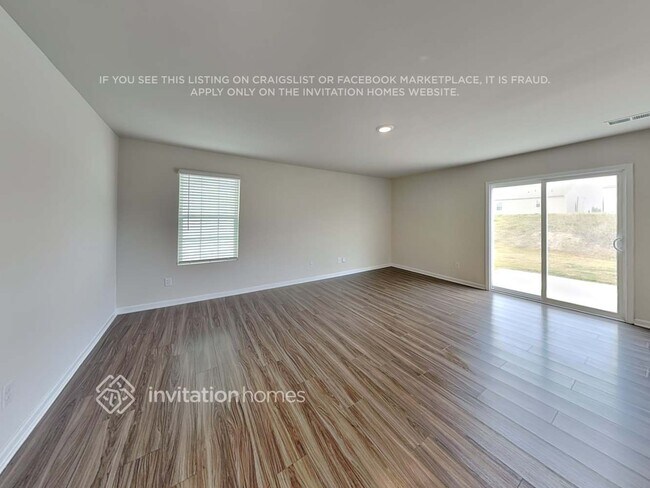 Foto del edificio - 2624 Turtle Point Rd